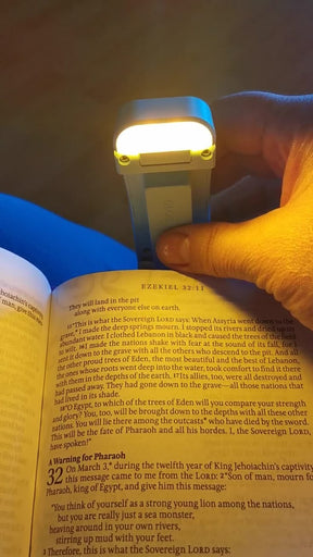 Luminária Noturna Read, 100% LED